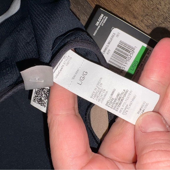 Under Armour Black Seamless Sports Bra | Women’s Large | NWT - Picture 5 of 5